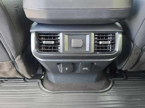 Used 2022 Ford F150 XLT w/ Equipment Group 302A High AWD/4WD image 15