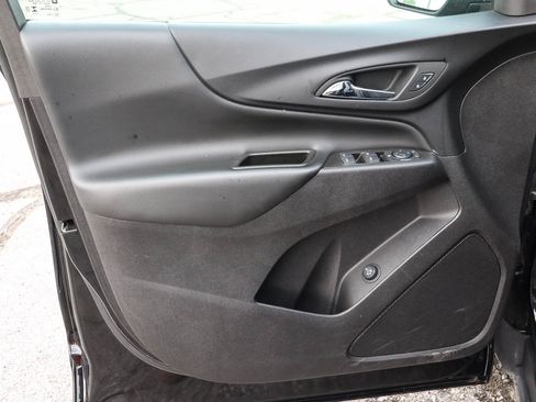 Used 2024 Chevrolet Equinox LT AWD/4WD image 13