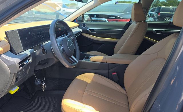 Used 2024 Hyundai Sonata Limited FWD image 5