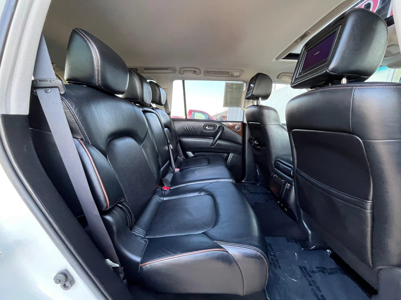 Used 2017 Nissan Armada Platinum AWD/4WD image 32