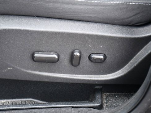 Used 2018 Ford Escape SE image 14