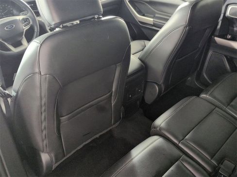 Used 2023 Ford Explorer XLT w/ Equipment Group 202A image 25
