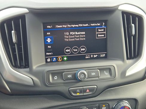 Used 2024 GMC Terrain SLE w/ Driver Convenience Package image 26