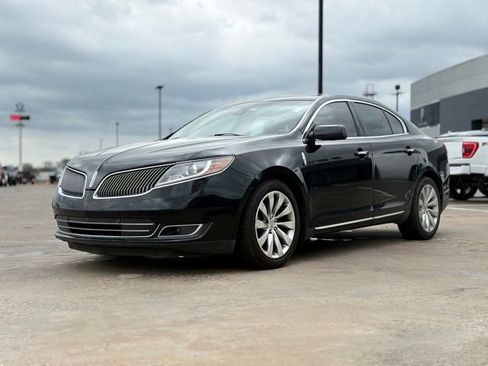 Used 2013 Lincoln MKS image 4
