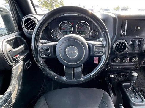 Used 2016 Jeep Wrangler Sport image 8