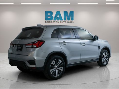 Used 2024 Mitsubishi Outlander Sport SE AWD/4WD image 7