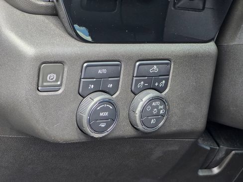 Certified 2024 Chevrolet Silverado 1500 RST AWD/4WD image 37