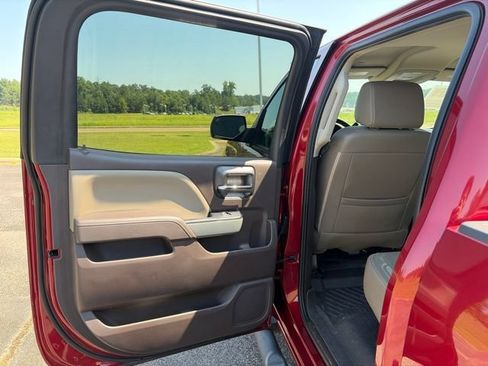 Used 2018 Chevrolet Silverado 1500 LT w/ All Star Edition AWD/4WD image 7