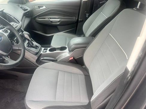 Used 2014 Ford Escape SE w/ Equipment Group 201A FWD image 11