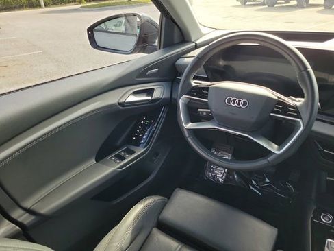 Certified 2025 Audi Q6 e-tron Premium Plus w/ Premium Plus RWD image 14
