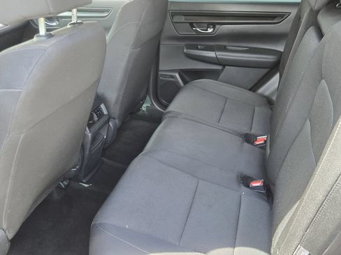 Used 2025 Honda CR-V LX image 12