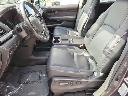 Certified 2024 Honda Odyssey Touring image 18
