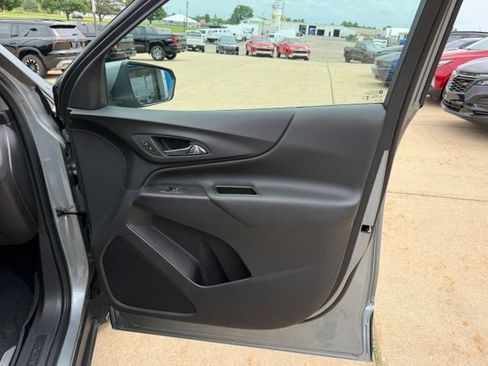 Used 2024 Chevrolet Equinox LT w/ LPO, Floor Liner Package AWD/4WD image 31