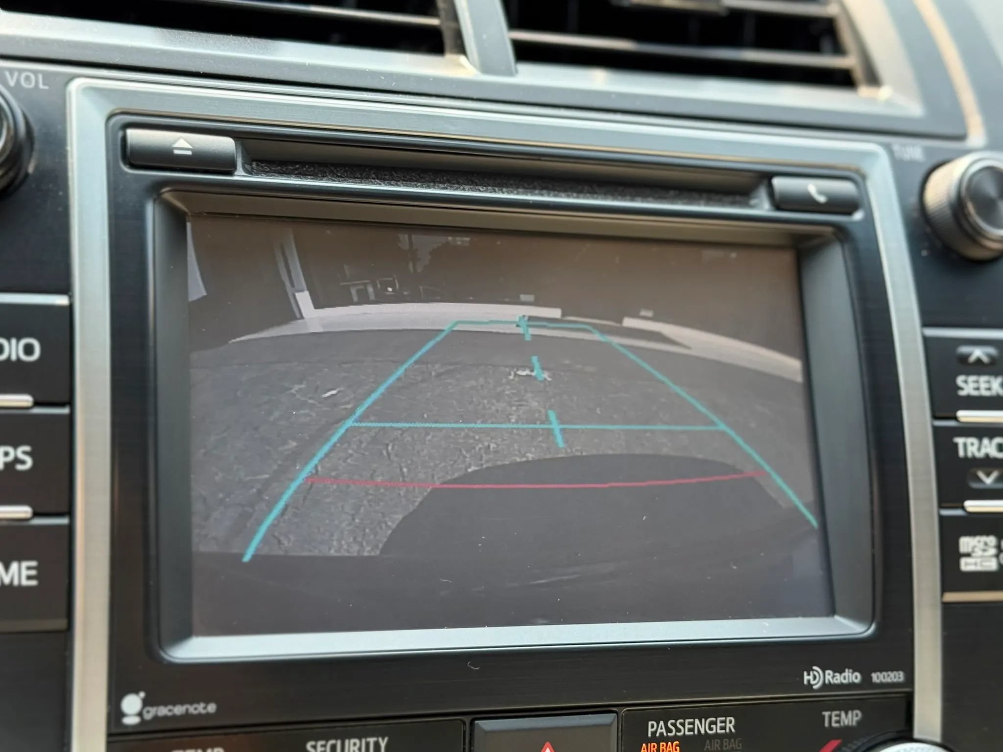 Used 2014 Toyota Camry XLE w/ Convenience Package FWD image 12