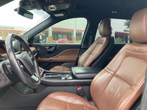 Used 2021 Lincoln Aviator Reserve w/ Elements Package Plus RWD image 10
