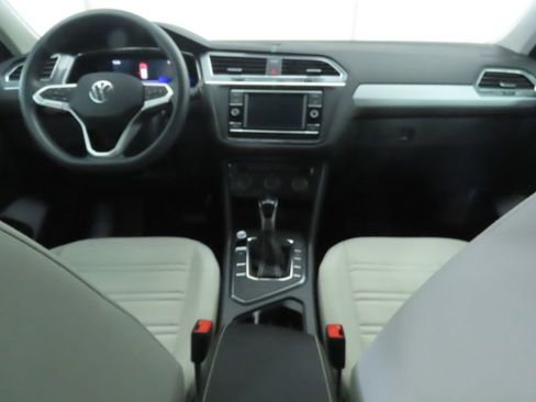 Certified 2022 Volkswagen Tiguan S image 13