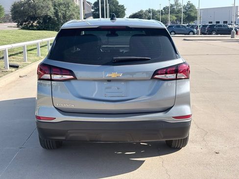 Used 2024 Chevrolet Equinox LS w/ Driver Confidence II Package FWD image 5