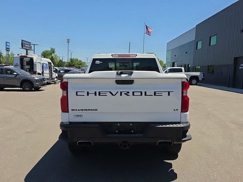Used 2021 Chevrolet Silverado 1500 LT Trail Boss AWD/4WD image 4