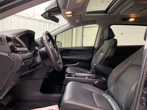 Used 2024 Honda Odyssey Touring image 4