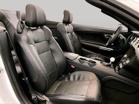 Used 2015 Ford Mustang GT Premium w/ Equipment Group 401A RWD image 7