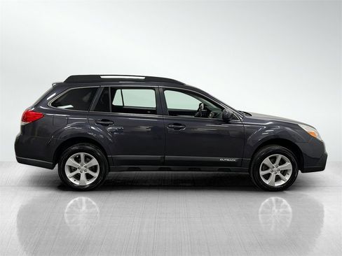 Used 2013 Subaru Outback 2.5i Premium w/ All-Weather Pkg image 4