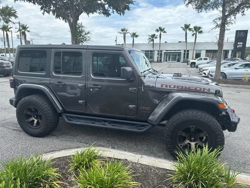 Used 2018 Jeep Wrangler Unlimited Rubicon AWD/4WD image 3