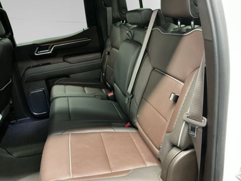 Used 2022 GMC Sierra 1500 Denali w/ Technology Package image 13