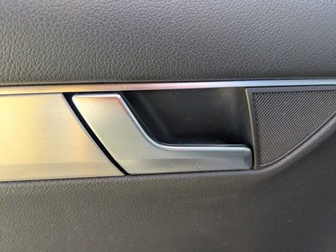 Used 2014 Mercedes-Benz C 250 Sedan image 27