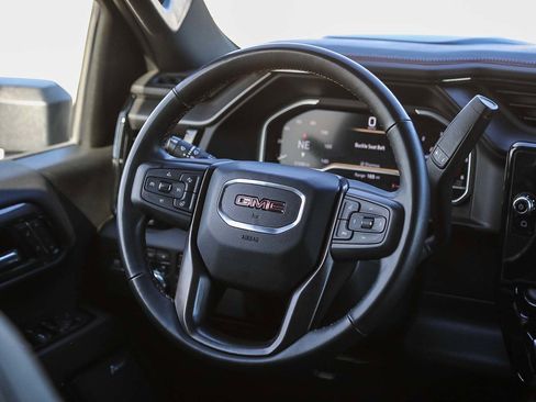 Used 2024 GMC Sierra 2500 AT4 w/ AT4 Premium Plus Package image 15