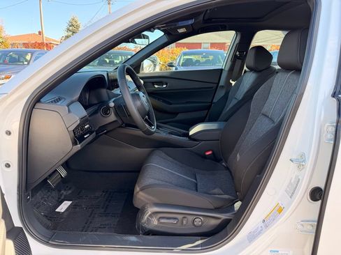 Certified 2025 Honda Accord Sport image 10