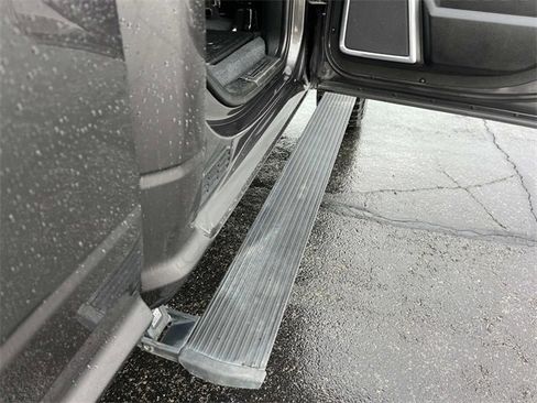 Used 2022 RAM 3500 Laramie image 27