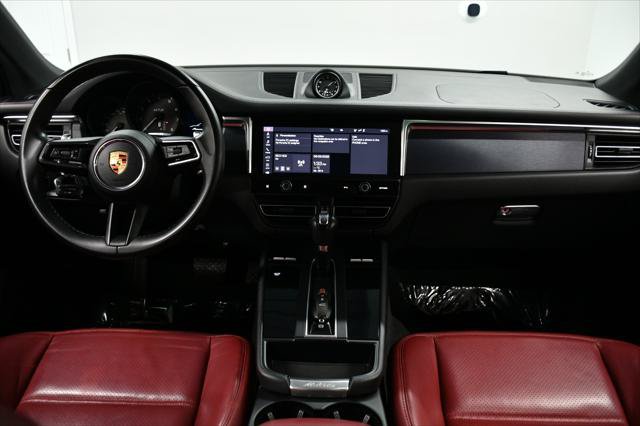 Used 2022 Porsche Macan GTS AWD/4WD image 35