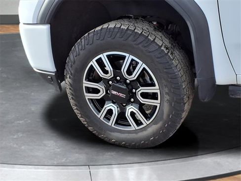 Certified 2023 GMC Sierra 2500 AT4 w/ AT4 Preferred Package image 19