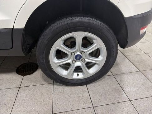 Used 2019 Ford EcoSport SE w/ SE Convenience Package image 14