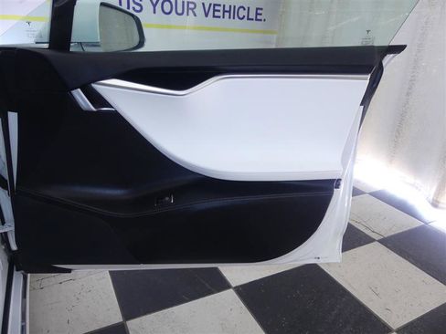 Used 2017 Tesla Model S 100D AWD/4WD image 22