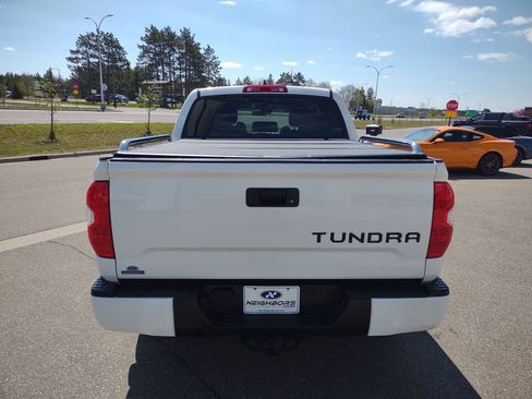 Used 2020 Toyota Tundra 4x4 CrewMax image 3