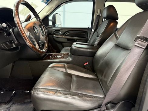Used 2013 GMC Sierra 3500 Denali w/ Suspension Package, Off-Road image 11