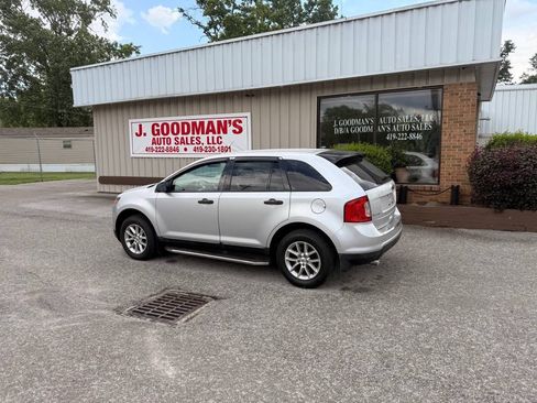 Used 2013 Ford Edge SE FWD image 2