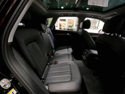 Certified 2023 Audi Q5 2.0T Premium w/ Convenience Package image 28