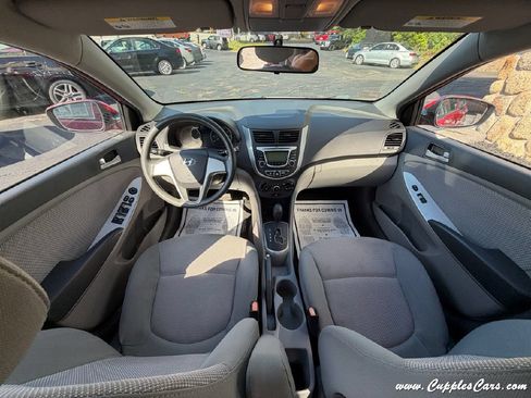 Used 2013 Hyundai Accent GLS FWD image 16