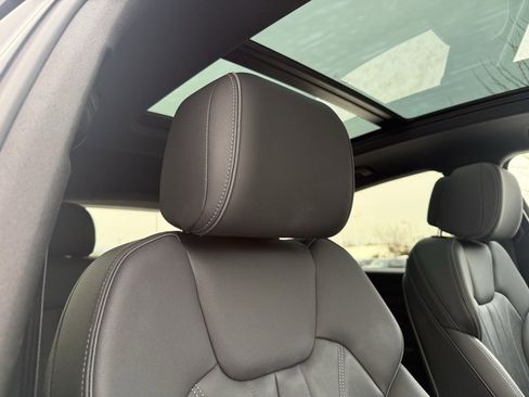 Used 2023 Audi Q5 2.0T Premium Plus w/ Premium Plus Package image 14