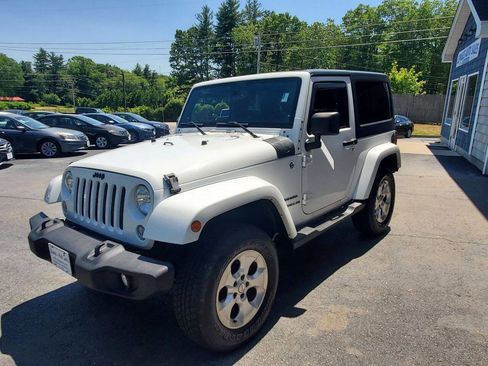 Used 2014 Jeep Wrangler Sahara w/ Connectivity Group image 4