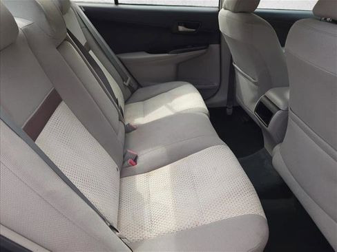Used 2013 Toyota Camry LE FWD image 23