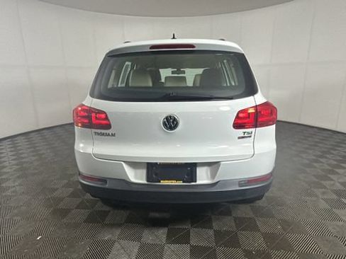 Used 2017 Volkswagen Tiguan S AWD/4WD image 3
