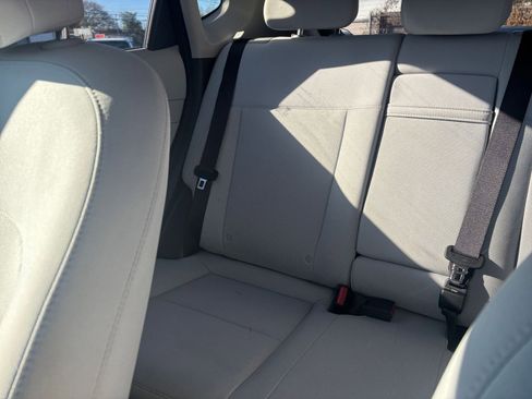 Used 2025 Hyundai Kona SEL image 39