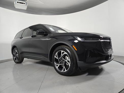 New 2026 Lincoln Nautilus Premier w/ Jet Appearance Package AWD/4WD image 2