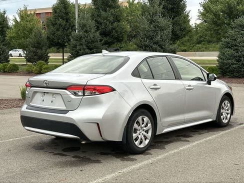 Used 2021 Toyota Corolla LE FWD image 22