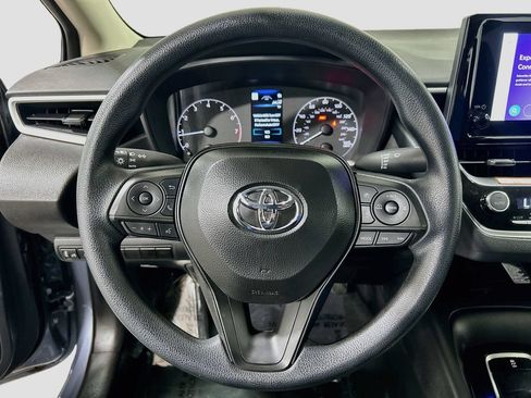 Used 2025 Toyota Corolla LE w/ LE Premium Package FWD image 9
