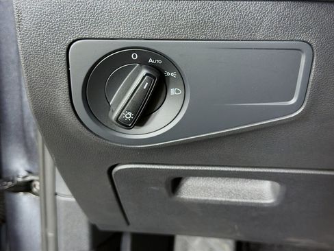 Used 2023 Volkswagen Tiguan S FWD image 17