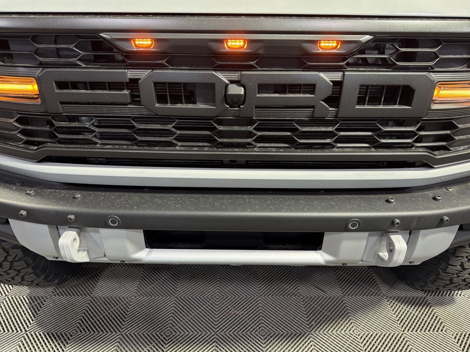New 2026 Ford Bronco Raptor w/ Interior Carbon Fiber Pack AWD/4WD image 20